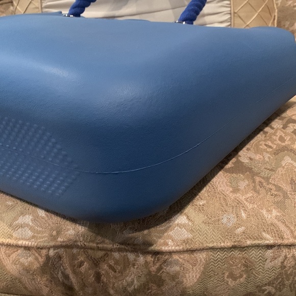 OBAG TOTE BEAUTIFUL BLUE COLOR - Picture 8 of 10